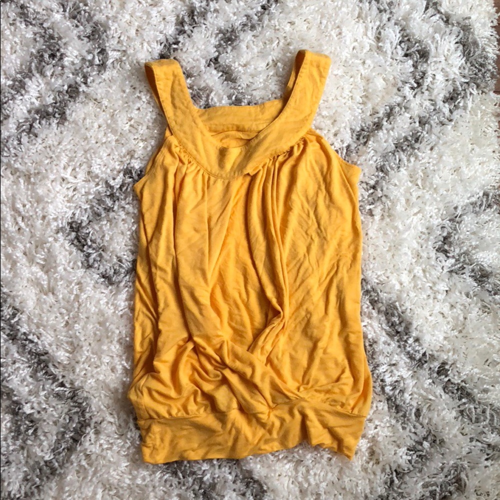 Yellow Rouched Top - Picture 2 of 2